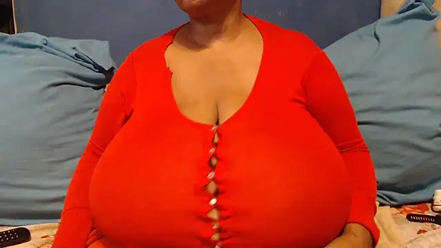 CUTEFIRMMELONSS online show from February 2026 05:15:01 AM