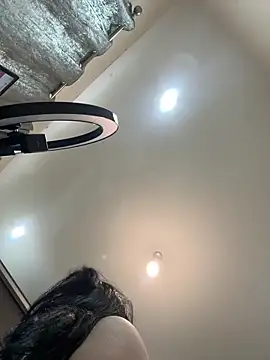 Snapshot of Samira30 chatting on February 2026 09:16:02 AM Samira30 online show from February 2026 09:16:02 AM