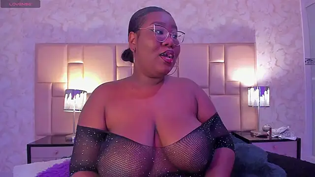 Darnellqueen online show from December 2024 04:34:02 AM