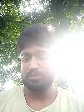 Snapshot of Driver-naru chatting on September 2025 09:42:02 AM Driver-naru online show from September 2025 09:42:02 AM