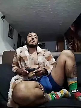 Snapshot of KenllyH chatting on January 2025 02:26:02 AM KenllyH online show from January 2025 02:26:02 AM