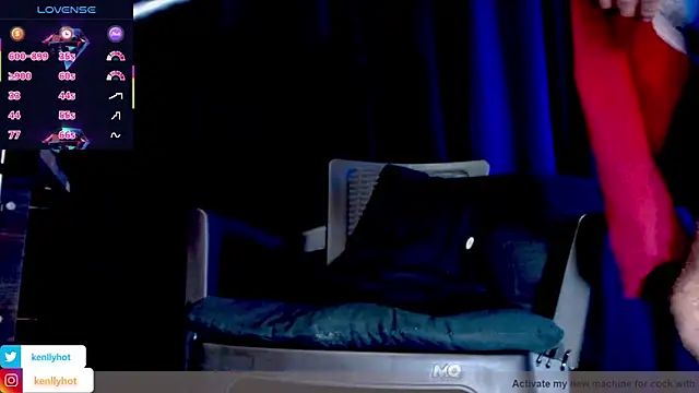 Snapshot of KenllyH chatting on February 2025 02:28:02 AM KenllyH online show from February 2025 02:28:02 AM