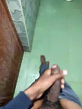 Snapshot of yo19boy chatting on January 2025 09:40:02 AM yo19boy online show from January 2025 09:40:02 AM