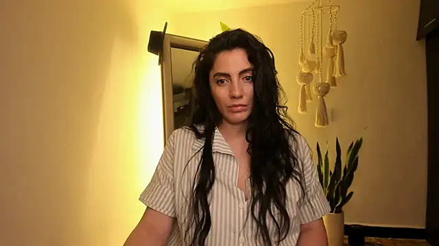 Snapshot of Mala_Bad chatting on February 2025 02:26:01 PM Mala Bad online show from February 2025 02:26:01 PM