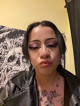 Lucygothic online show from October 2025 11:20:02 AM