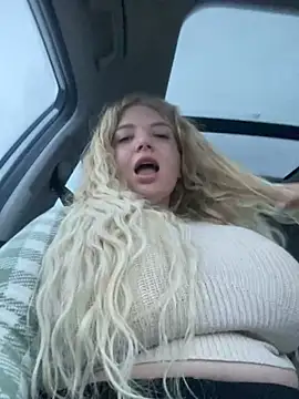 Snapshot of OdriOlsens chatting on December 2024 07:26:02 AM OdriOlsens online show from December 2024 07:26:02 AM