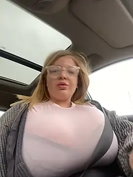 Snapshot of OdriOlsens chatting on March 2025 12:15:02 PM OdriOlsens online show from March 2025 12:15:02 PM