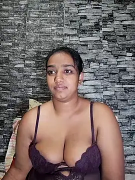 Xindias fantasyX online show from October 2025 06:32:02 PM