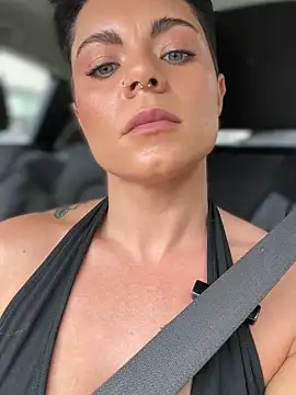 LukeLouHarvey online show from October 2025 05:05:02 AM