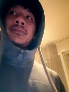 juniiorre online show from September 2025 10:37:01 PM