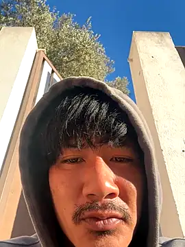 juniiorre online show from October 2025 07:17:01 AM