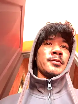 juniiorre online show from October 2025 11:54:02 AM