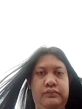 Snapshot of Honeybun25 chatting on October 2025 04:13:01 AM Honeybun25 online show from October 2025 04:13:01 AM