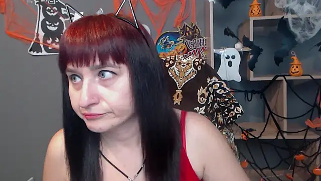 Snapshot of NinaFlawlees chatting on October 2025 01:01:02 PM NinaFlawlees online show from October 2025 01:01:02 PM