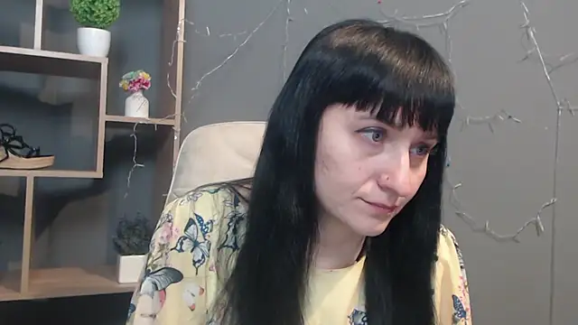 Snapshot of NinaFlawlees chatting on November 2025 01:03:01 PM NinaFlawlees online show from November 2025 01:03:01 PM