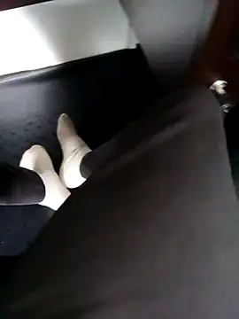 Snapshot of robinsan1010 chatting on February 2025 11:30:02 AM robinsan1010 online show from February 2025 11:30:02 AM