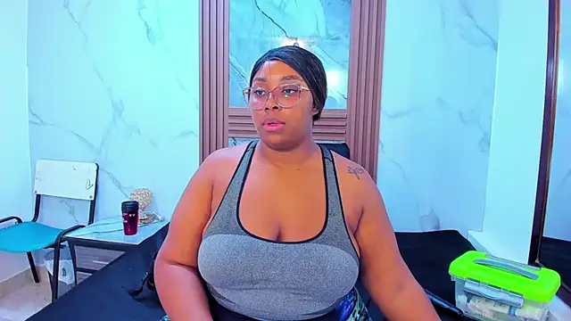 HannyMansonh online show from January 2025 03:05:02 AM