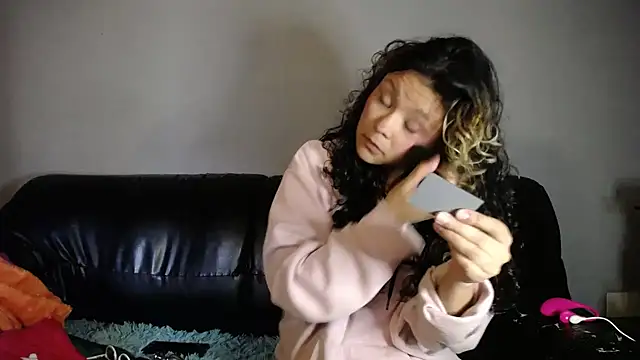 Hathorlove online show from November 2025 10:08:01 PM