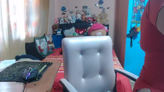 milfeddy  online show from November 2025 12:47:01 PM