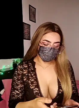Snapshot of Bayan-Queen chatting on March 2025 01:38:02 AM Bayan-Queen online show from March 2025 01:38:02 AM