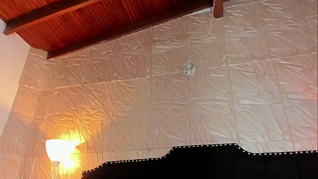 Snapshot of JennyRouse01 chatting on January 2026 11:04:01 AM JennyRouse01 online show from January 2026 11:04:01 AM