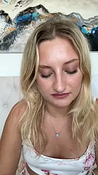 MileySummer online show from October 2025 09:17:01 AM