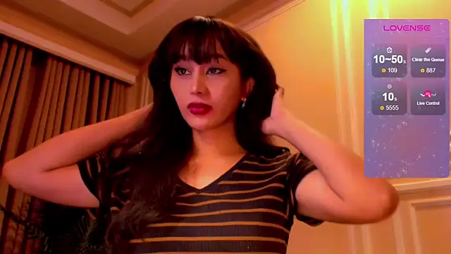 Snapshot of YOURCRISTINAS chatting on November 2025 05:18:02 AM YOURCRISTINAS online show from November 2025 05:18:02 AM