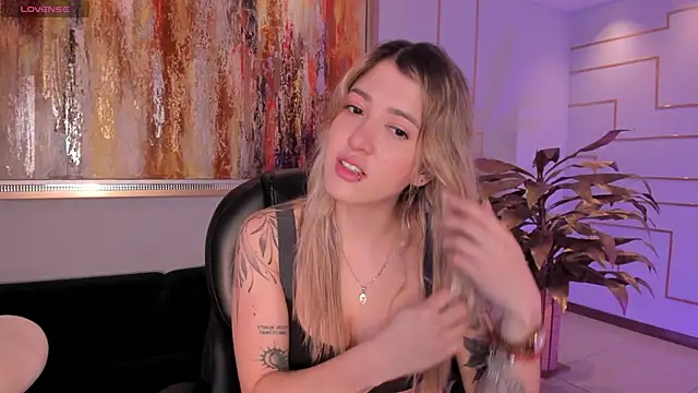 EveBensonX online show from January 2026 12:10:01 PM