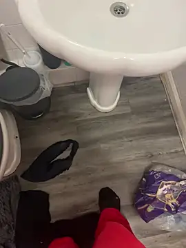 bigbrown- online show from December 2024 11:44:02 PM