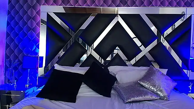 victoriaa lee  online show from November 2025 07:59:02 PM