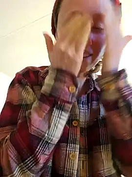 mossy kiss online show from December 2024 03:02:02 PM