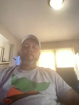 Cristian-Brayan online show from February 2025 04:46:02 PM