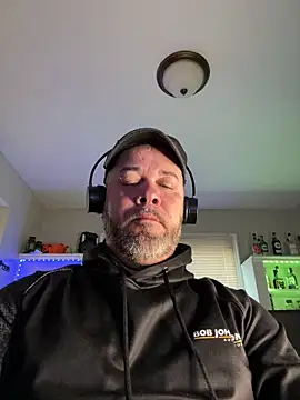 Cristian-Brayan online show from March 2025 12:28:01 PM