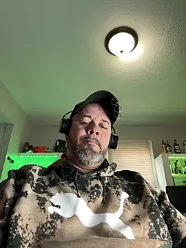 Cristian-Brayan online show from March 2025 12:35:02 PM