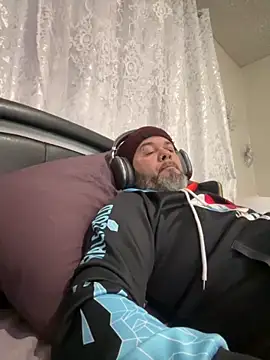 Cristian-Brayan online show from November 2025 11:10:02 AM