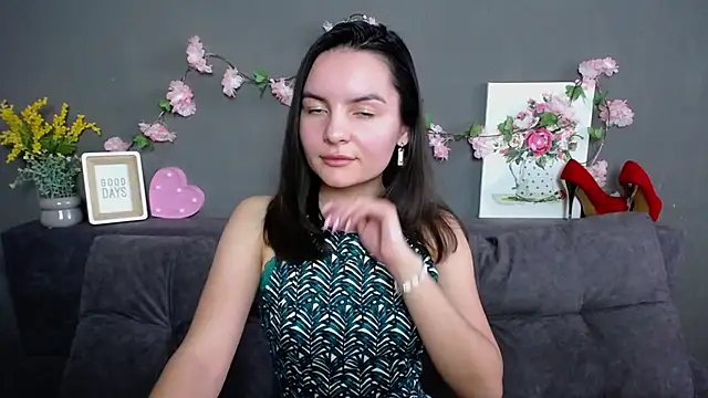 JasmineAsha online show from January 2026 11:37:01 AM