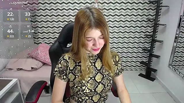 LILAFAVE online show from February 2025 12:22:02 PM