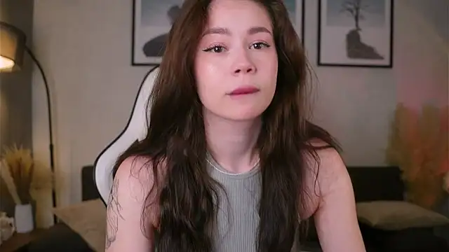 AuroraMari online show from December 2025 11:22:02 PM