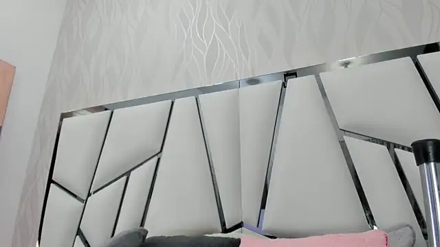 Snapshot of kimberly7_ chatting on February 2025 11:49:02 AM kimberly7 online show from February 2025 11:49:02 AM