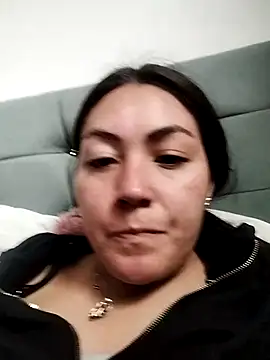 katha steele  online show from October 2025 05:36:01 PM