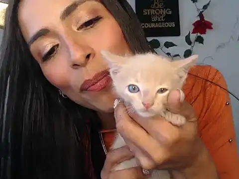 Snapshot of Liamiler01_ chatting on December 2024 04:21:02 PM Liamiler01 online show from December 2024 04:21:02 PM