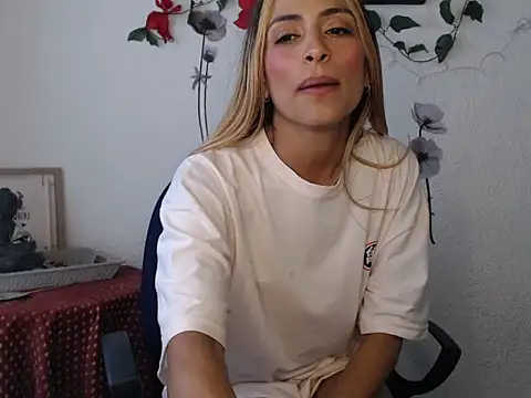 Snapshot of Liamiler01_ chatting on December 2024 03:52:01 PM Liamiler01 online show from December 2024 03:52:01 PM