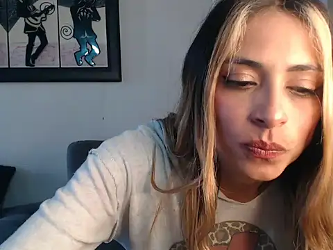 Snapshot of Liamiler01_ chatting on March 2025 03:12:02 PM Liamiler01 online show from March 2025 03:12:02 PM