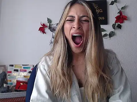 Snapshot of Liamiler01_ chatting on March 2025 12:11:01 PM Liamiler01 online show from March 2025 12:11:01 PM