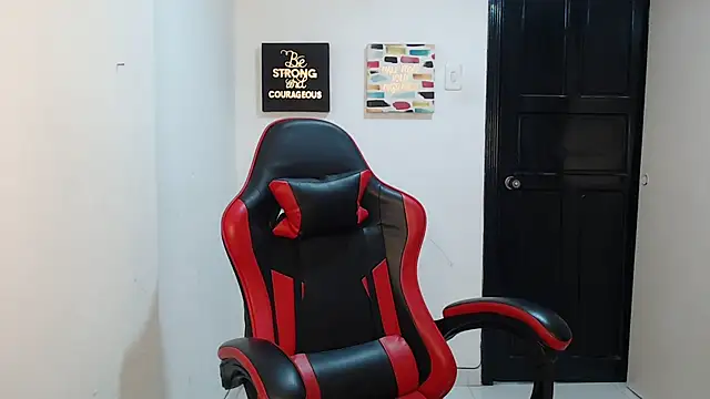 Snapshot of Liamiler01_ chatting on September 2025 12:40:01 PM Liamiler01 online show from September 2025 12:40:01 PM