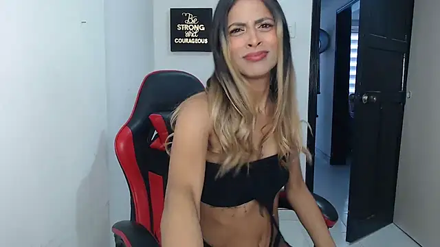 Snapshot of Liamiler01_ chatting on October 2025 12:22:02 PM Liamiler01 online show from October 2025 12:22:02 PM