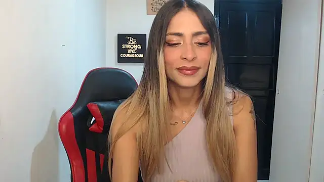 Snapshot of Liamiler01_ chatting on November 2025 11:53:02 AM Liamiler01 online show from November 2025 11:53:02 AM