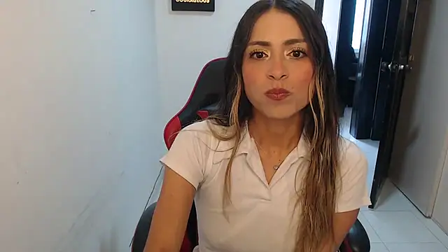 Snapshot of Liamiler01_ chatting on November 2025 02:53:02 PM Liamiler01 online show from November 2025 02:53:02 PM