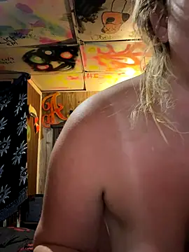 TrashleyRosebud online show from November 2025 02:51:02 PM