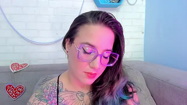 DEVA BLUE  online show from February 2025 03:42:01 AM